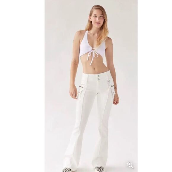 Out From Under Mambo Seamless Twist Bra Top - Picture 3 of 4